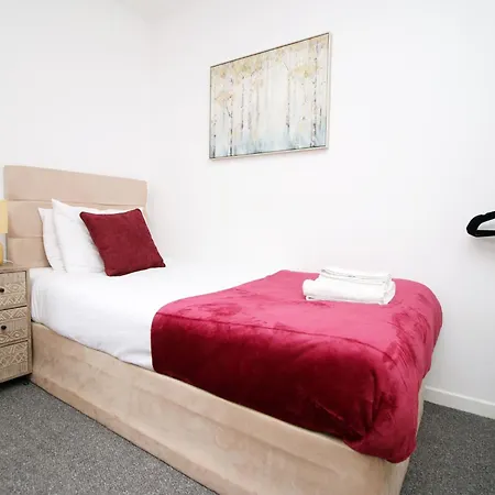 2 Schlafzimmer Haus- 3 Betten- Kostenloses Parken- Wifi- Patio By Interhome