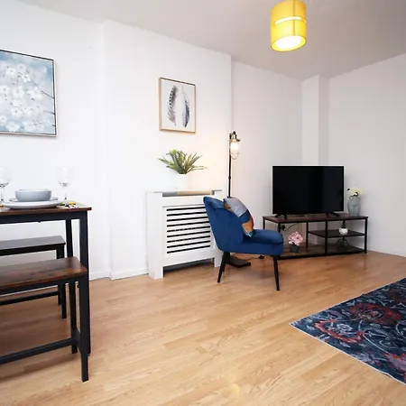 2 Schlafzimmer Haus- 3 Betten- Kostenloses Parken- Wifi- Patio By Interhome Дом отдыха Бристоль