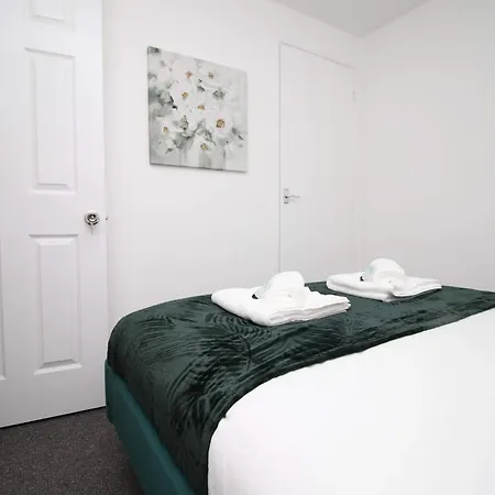 2 Schlafzimmer Haus- 3 Betten- Kostenloses Parken- Wifi- Patio By Interhome *