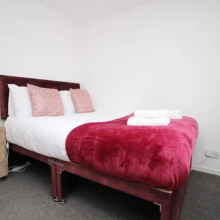 2 Schlafzimmer Haus- 3 Betten- Kostenloses Parken- Wifi- Patio By Interhome