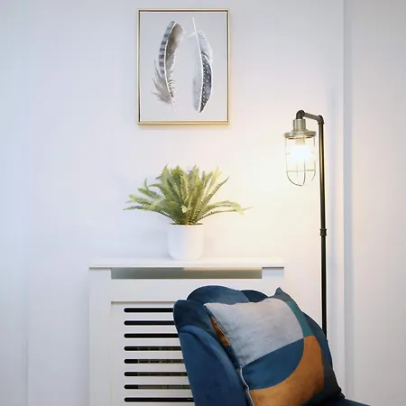 2 Schlafzimmer Haus- 3 Betten- Kostenloses Parken- Wifi- Patio By Interhome Bristol